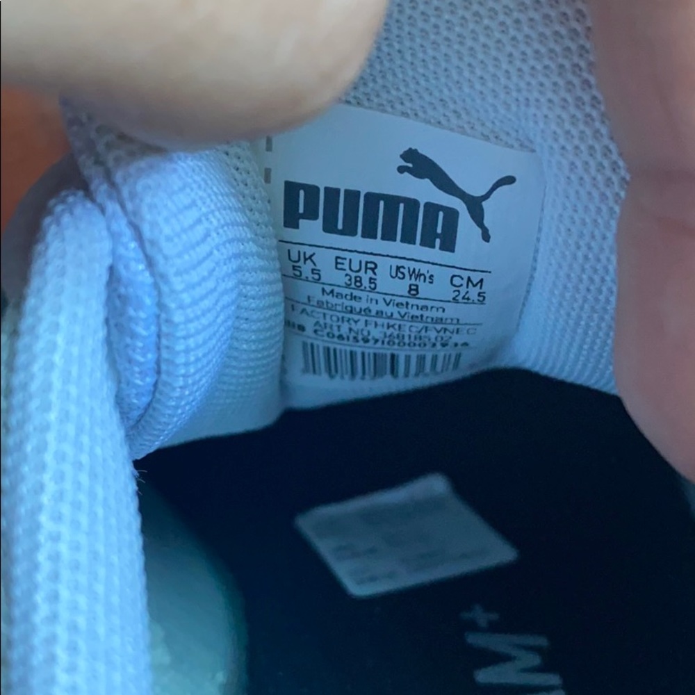 Puma Women’s Athletic Shoe - Picture 4 of 4